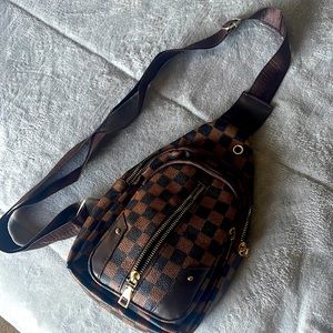 Crossbody bag